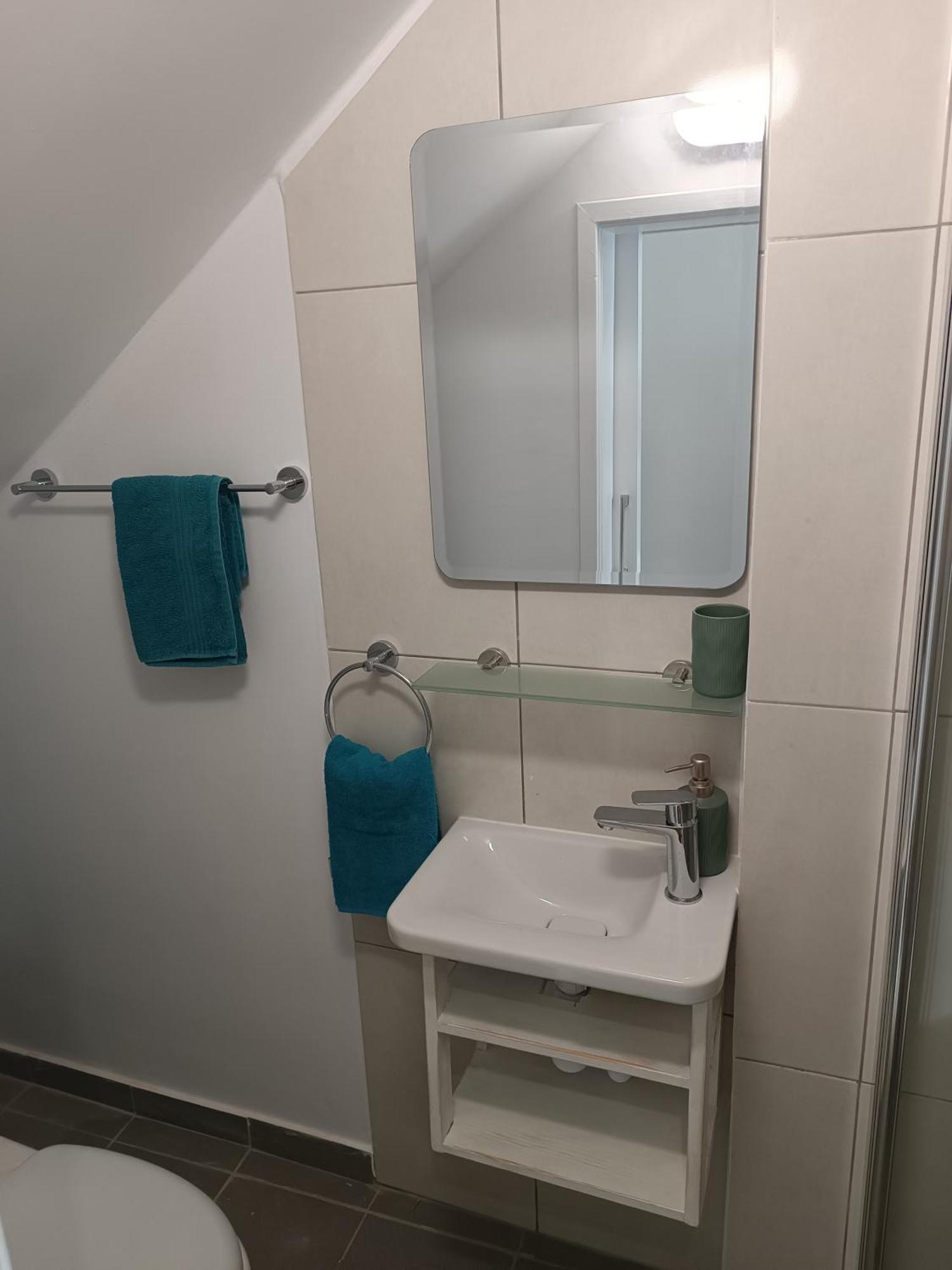 Pool Side 2 Bedroom Queens Gardens Complex パ フォス エクステリア 写真